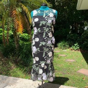 CALVIN KLEIN MIDI DRESS. Size 12. Black.